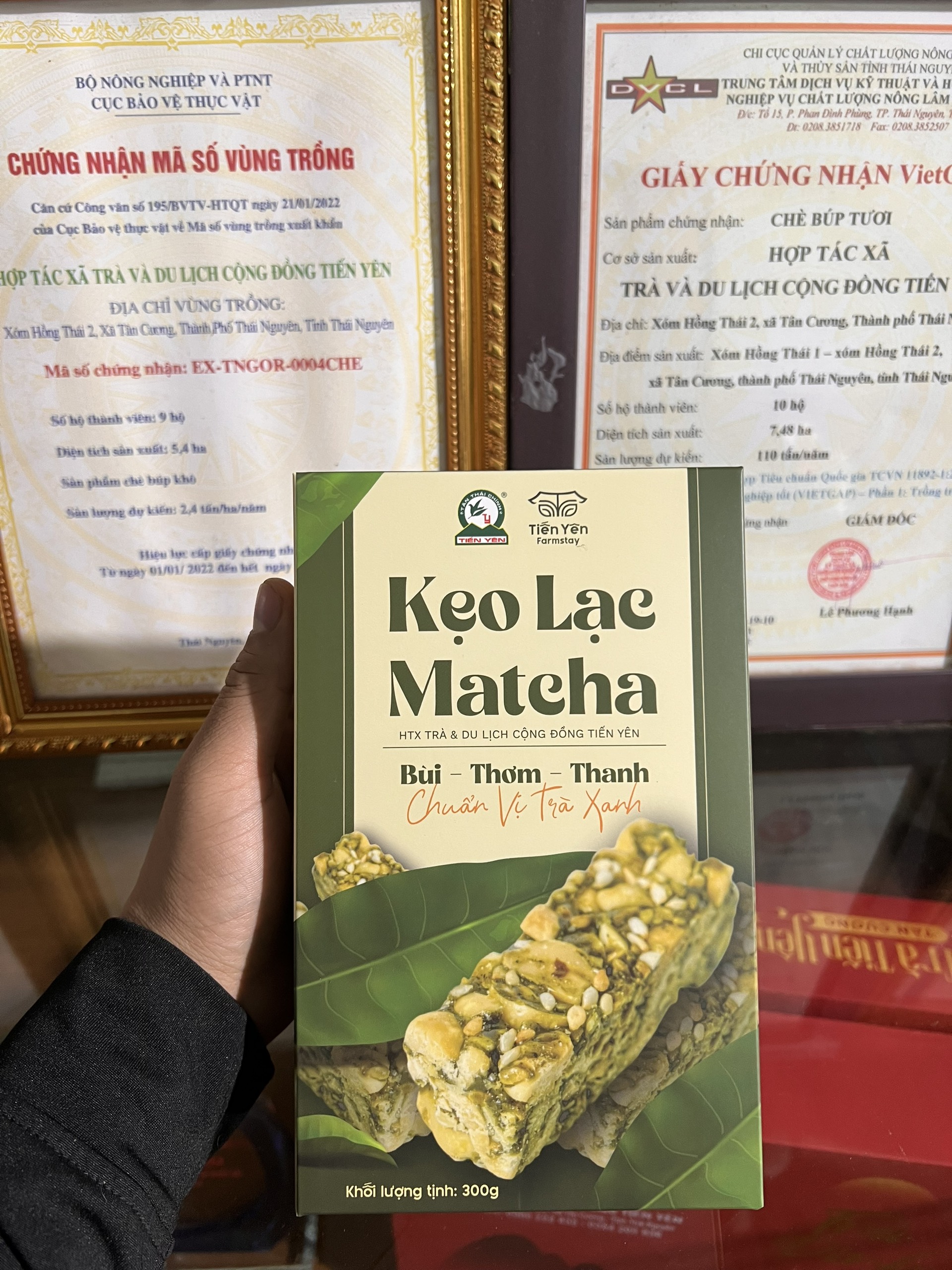 Kẹo lạc Bột Trà